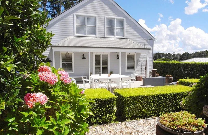 25 Main Street, Robertson